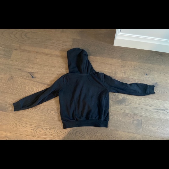 Adidas original sweater - Picture 2 of 2